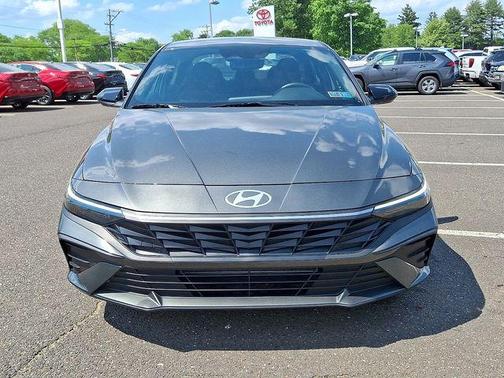 Amazon Gray 2025 Hyundai ELANTRA SEL Sport