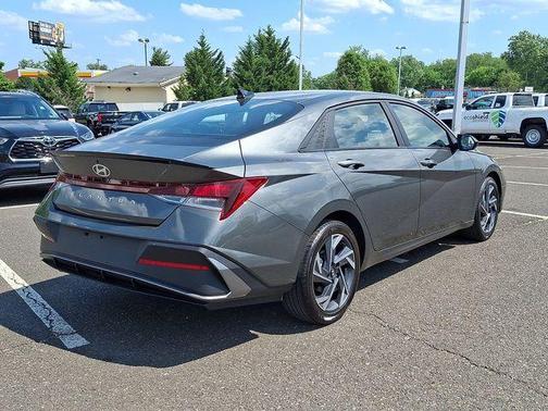 Amazon Gray 2025 Hyundai ELANTRA SEL Sport