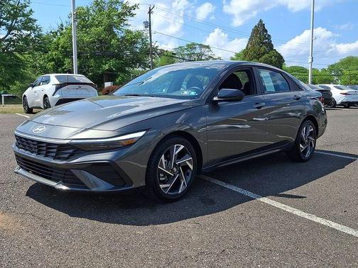 Amazon Gray 2025 Hyundai ELANTRA SEL Sport
