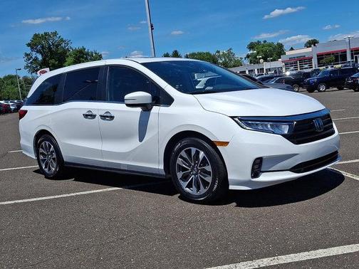 Platinum White Pearl 2023 Honda Odyssey EX-L