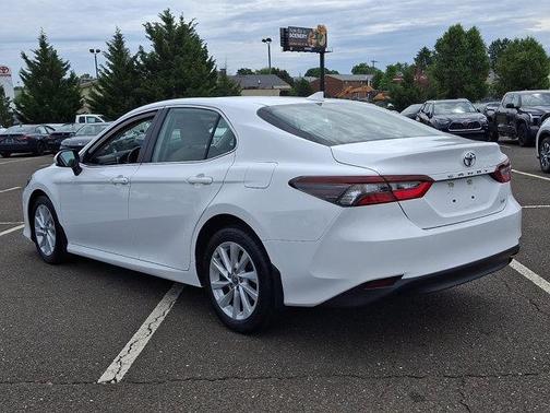 Super White 2022 Toyota Camry LE