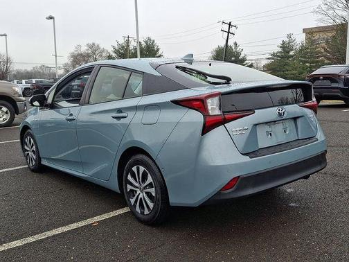 2019 Toyota Prius XLE