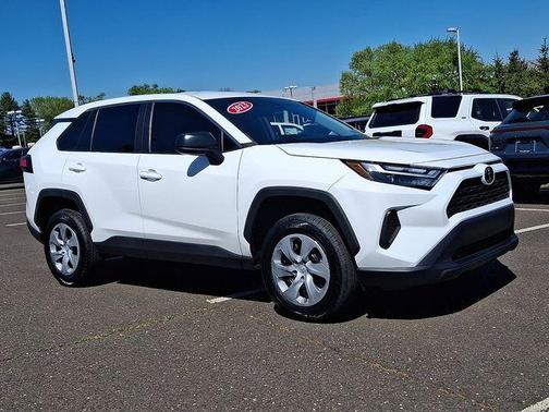 Ice Cap 2023 Toyota RAV4 LE