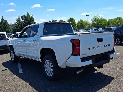 Ice 2026 Toyota Tacoma SR5