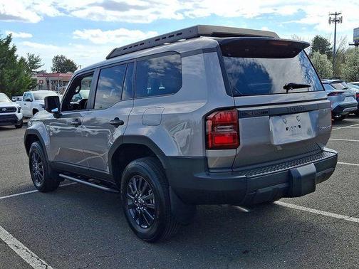 Meteorite 2024 Toyota Land Cruiser 1958