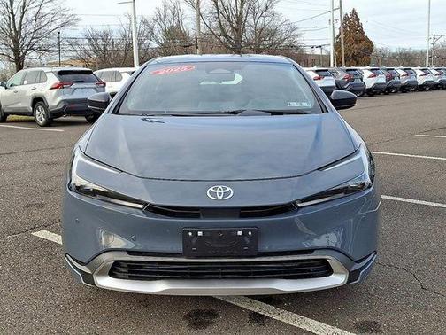 Gray 2025 Toyota Prius Plug-In Hybrid SE
