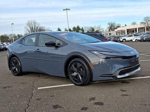 Gray 2025 Toyota Prius Plug-In Hybrid SE