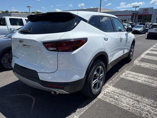 Summit White 2025 Chevrolet Blazer LT