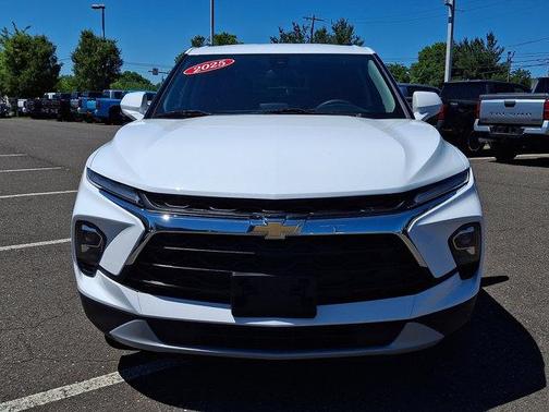 Summit White 2025 Chevrolet Blazer LT