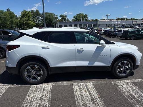 Summit White 2025 Chevrolet Blazer LT