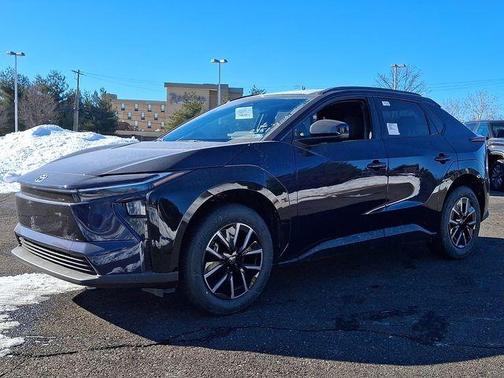 2026 Toyota bZ XLE Plus FWD
