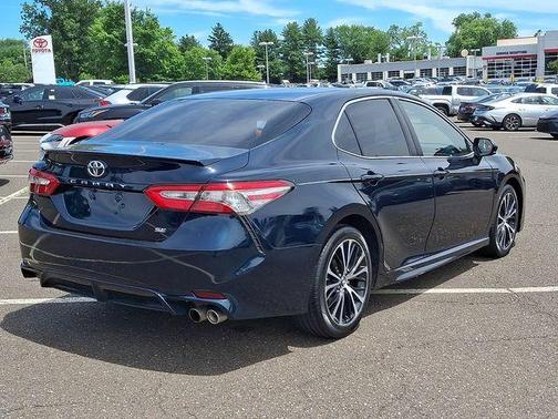 Galactic Aqua 2018 Toyota Camry SE