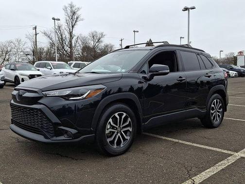 2024 Toyota Corolla Cross Hybrid SE