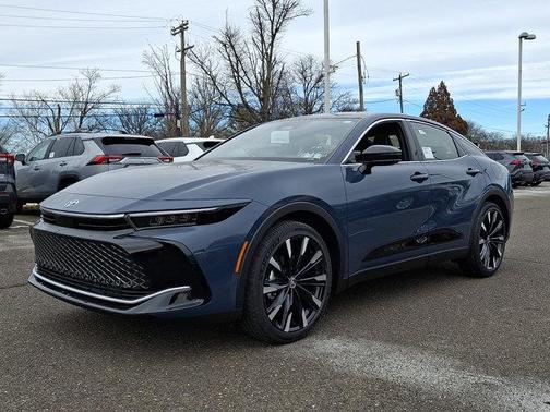 2026 Toyota Crown Platinum