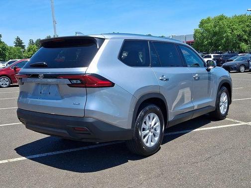 Celestial Silver Metallic 2024 Toyota Grand Highlander XLE