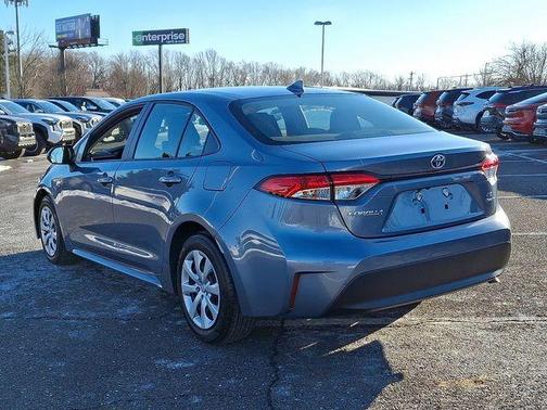 2025 Toyota Corolla Hybrid LE
