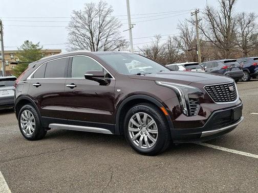 2020 Cadillac XT4 Premium Luxury