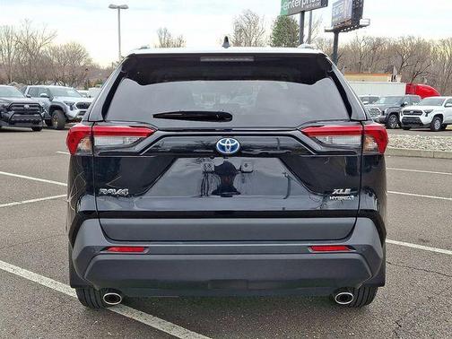 2024 Toyota RAV4 Hybrid XLE Premium