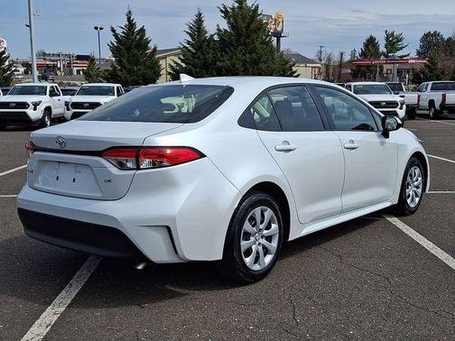 Wind Chill Pearl 2024 Toyota Corolla LE