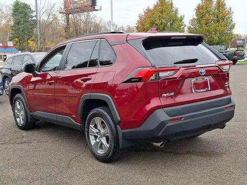 2024 Toyota RAV4 Hybrid LE