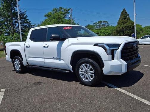 Ice 2023 Toyota Tundra SR5