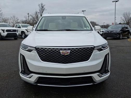 2025 Cadillac XT6 Premium Luxury AWD