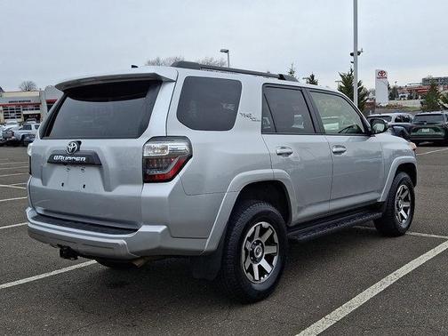 2024 Toyota 4Runner TRD Off Road