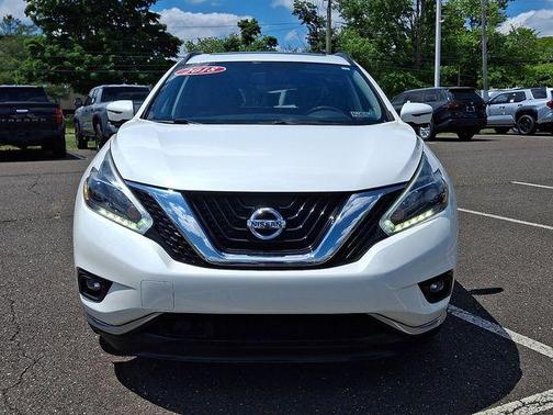 White 2018 Nissan Murano SV
