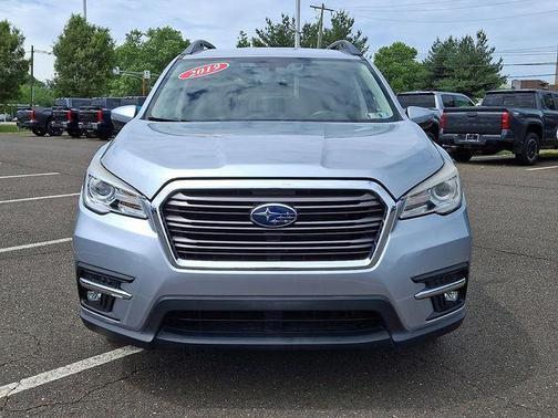 Ice Silver Metallic 2019 Subaru Ascent Limited 7-Passenger