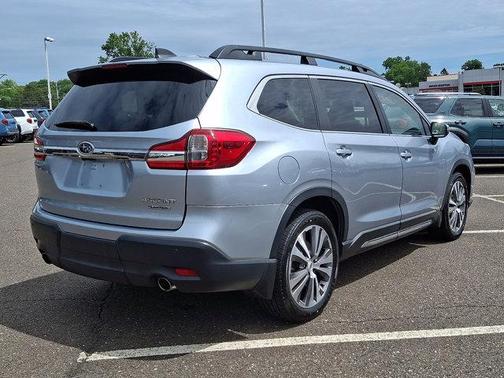 Ice Silver Metallic 2019 Subaru Ascent Limited 7-Passenger