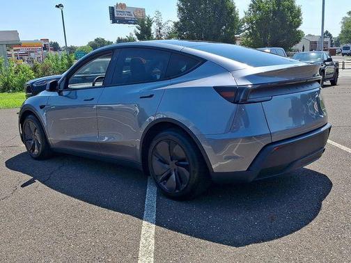 Quicksilver 2026 Tesla Model Y Long Range