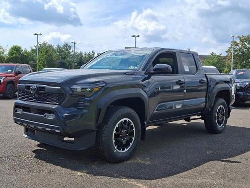 2025 Toyota Tacoma Hybrid TRD Off Road