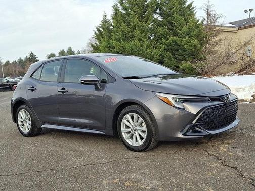 2025 Toyota Corolla Hatchback SE