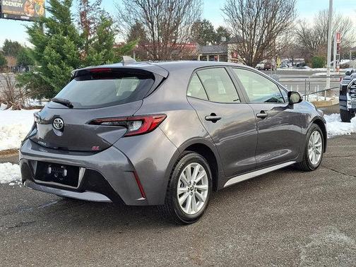 2025 Toyota Corolla Hatchback SE