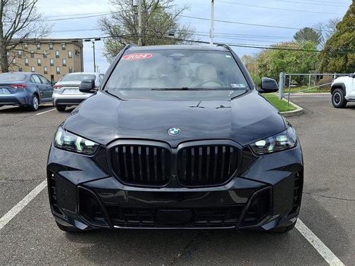 Black Sapphire Metallic 2024 BMW X5 xDrive40i