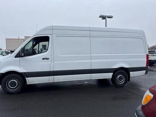 2023 Mercedes-Benz Sprinter 2500 170 WB