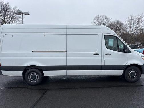 2023 Mercedes-Benz Sprinter 2500 170 WB