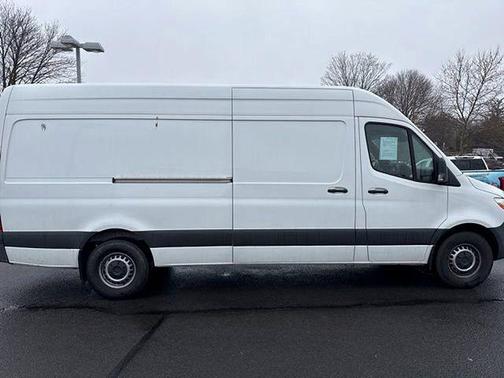 2023 Mercedes-Benz Sprinter 2500 170 WB