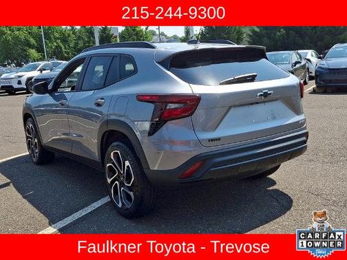 Sterling Gray Metallic 2024 Chevrolet Trax 2RS