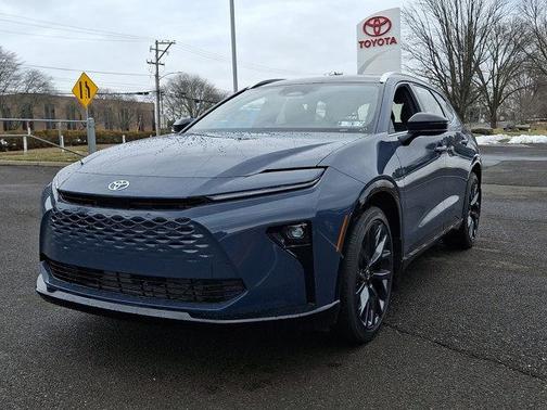 2026 Toyota Crown Signia LIMITED