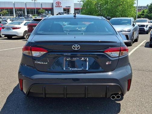 UNDERGROUND 1L7 2025 Toyota Corolla SE