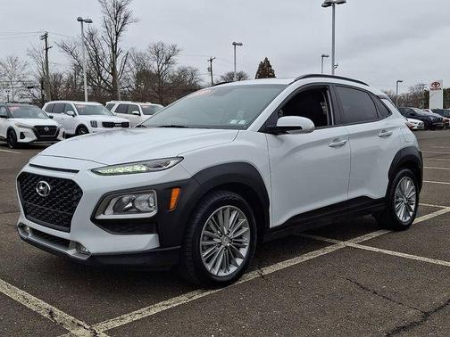 2020 Hyundai KONA SEL Plus