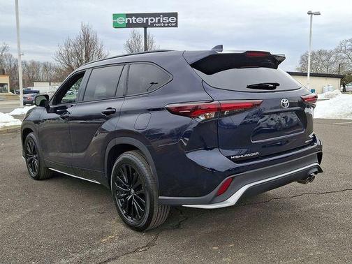 2025 Toyota Highlander XSE