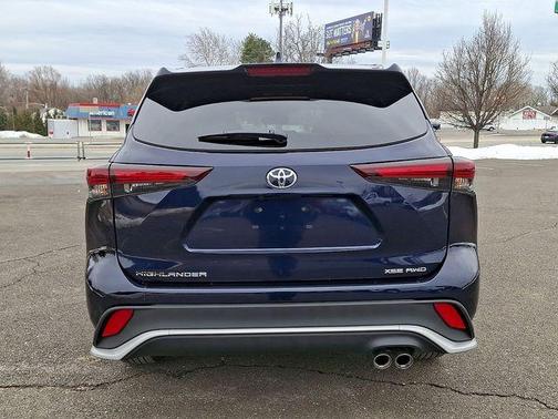 2025 Toyota Highlander XSE