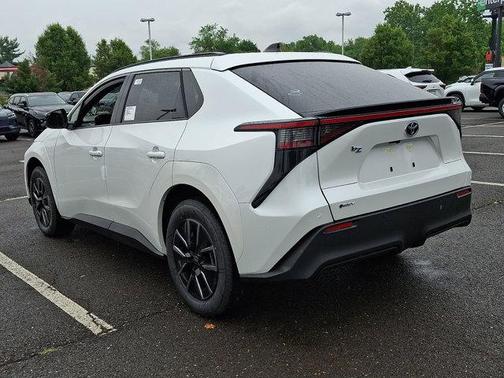 Wind Chill Pearl 2026 Toyota bZ XLE Plus FWD