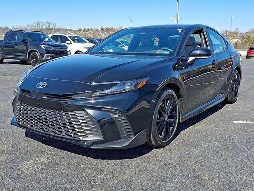 Midnight Black Metallic 2025 Toyota Camry SE