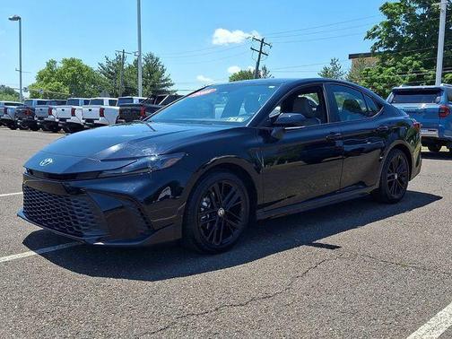 Midnight Black Metallic 2025 Toyota Camry SE