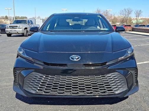 Midnight Black Metallic 2025 Toyota Camry SE