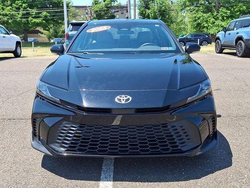 Midnight Black Metallic 2025 Toyota Camry SE
