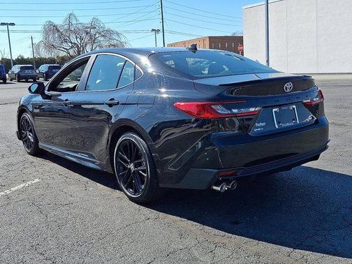 Midnight Black Metallic 2025 Toyota Camry SE